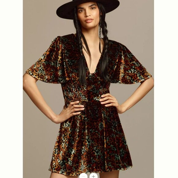 Anthropologie Dresses & Skirts - By Anthropologie Short-Sleeve Velvet Mini Dress